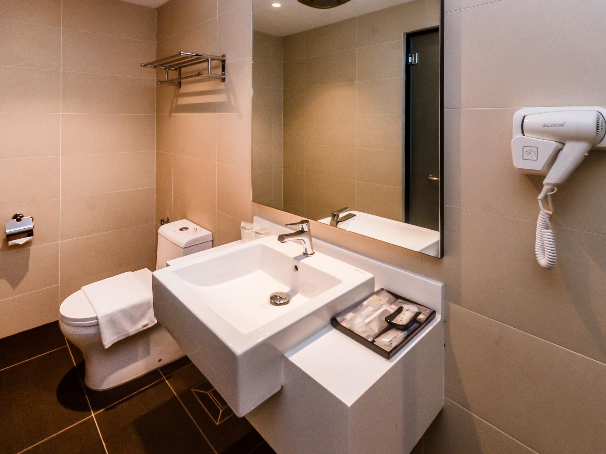 Solid Hotels Johor Bahru Ngoại thất bức ảnh