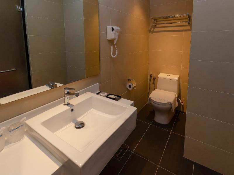 Solid Hotels Johor Bahru Ngoại thất bức ảnh