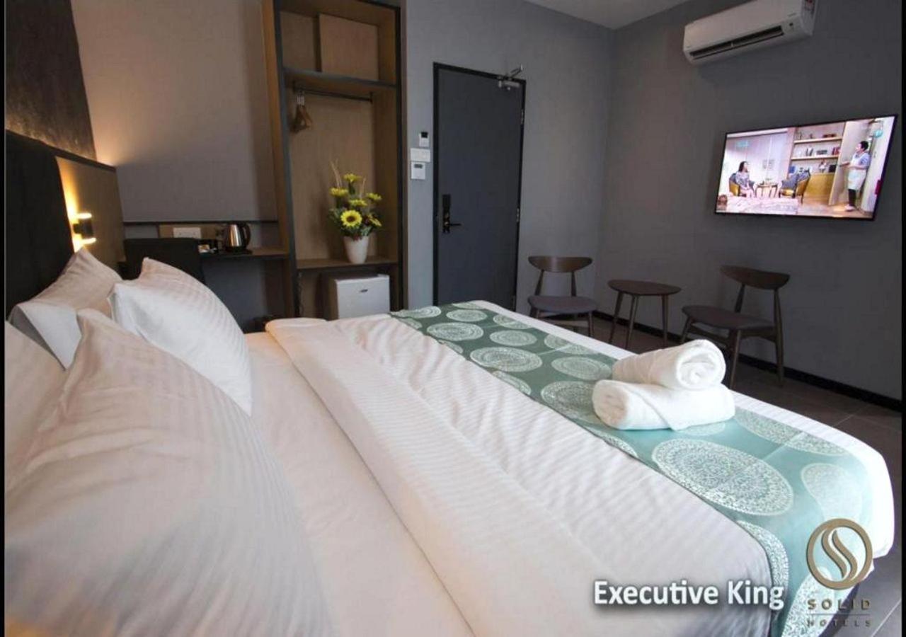 Solid Hotels Johor Bahru Ngoại thất bức ảnh