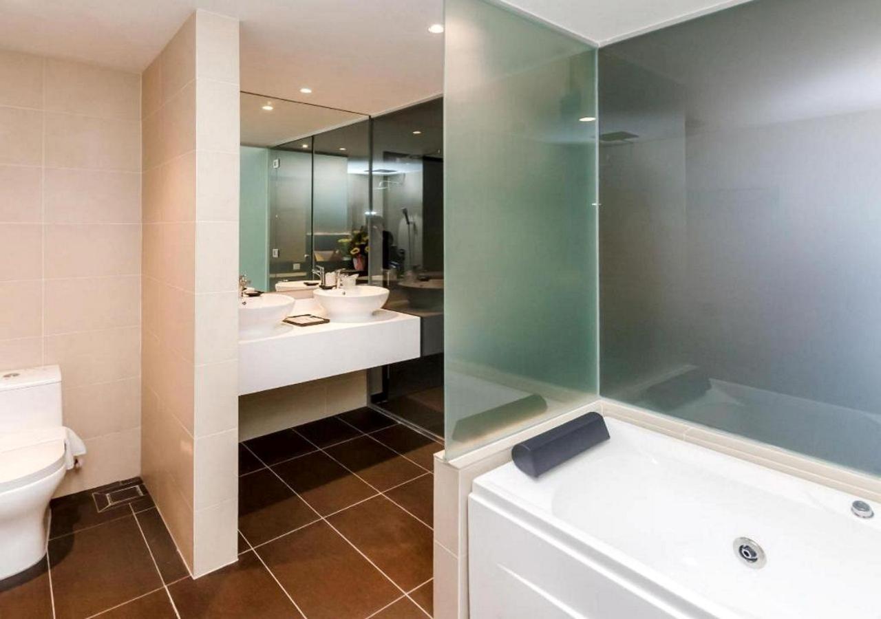 Solid Hotels Johor Bahru Ngoại thất bức ảnh