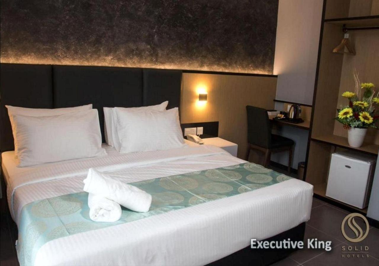 Solid Hotels Johor Bahru Ngoại thất bức ảnh